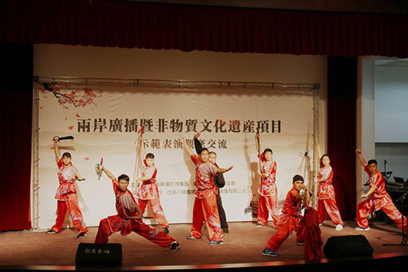 糖画:一勺之间绘出的甜蜜艺术